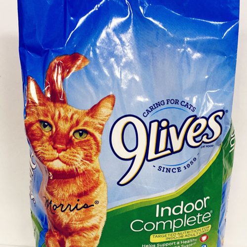 9 LIVES INDOOR COMPLETE CHICKEN & SALMON 3.15LBS. BAG