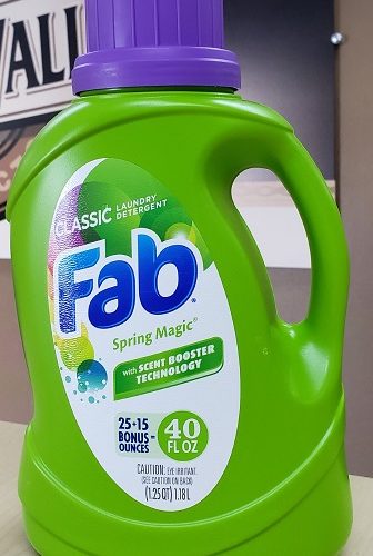FAB LAUNDRY DETERGENT SPRING MAGIC 40OZ. BTL