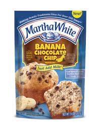 MARTHA WHITE BANANA CHOCOLATE CHIP MUFFIN MIX. 7.4OZ.