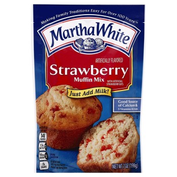 MARTHA WHITE STRAWBERRY  MUFFIN MIX 7OZ.
